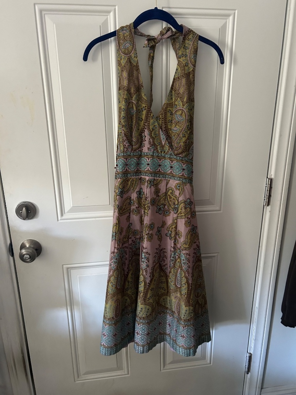 Dress - Picture 5 of 6